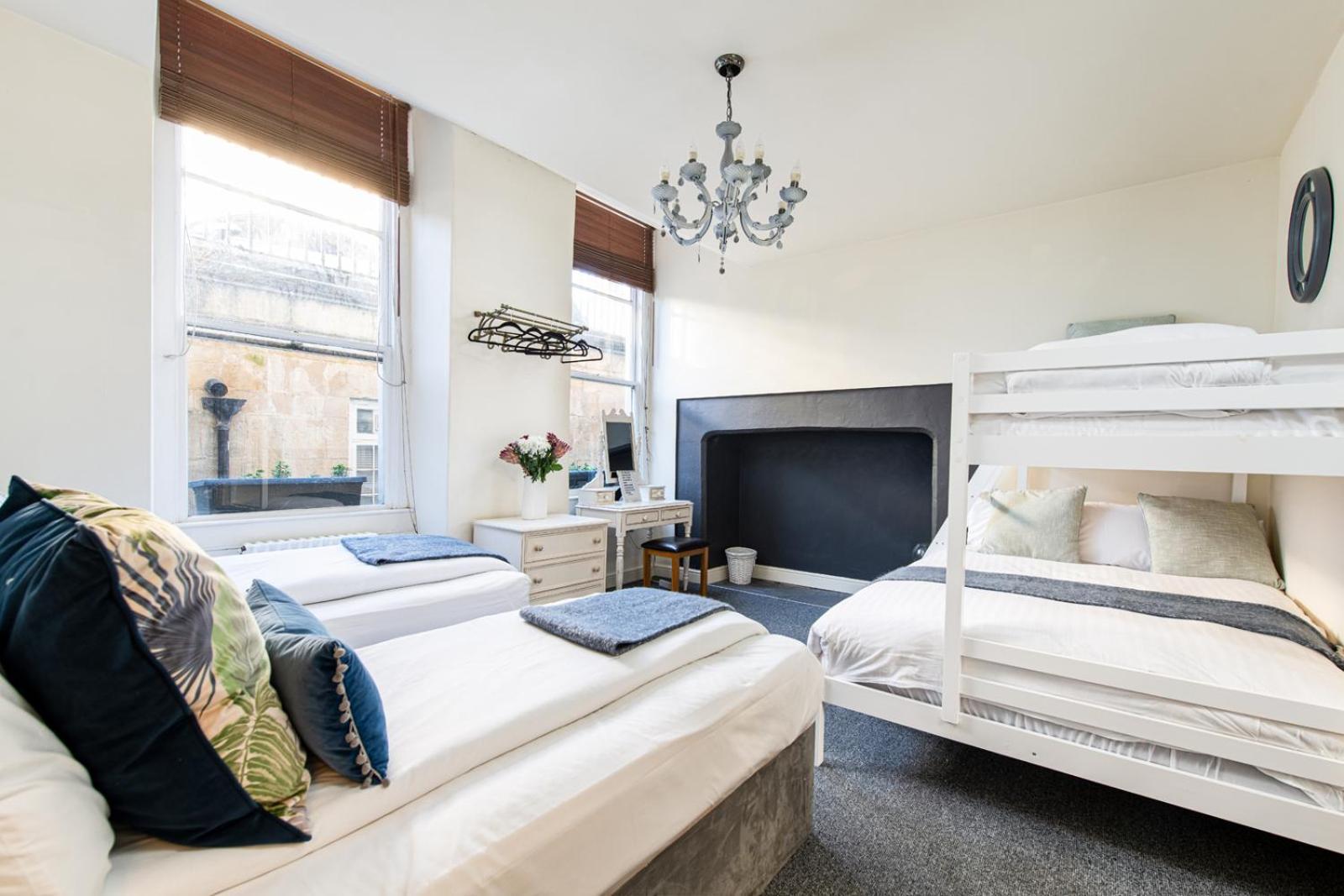 Willa Ivy House Bath Zewnętrze zdjęcie